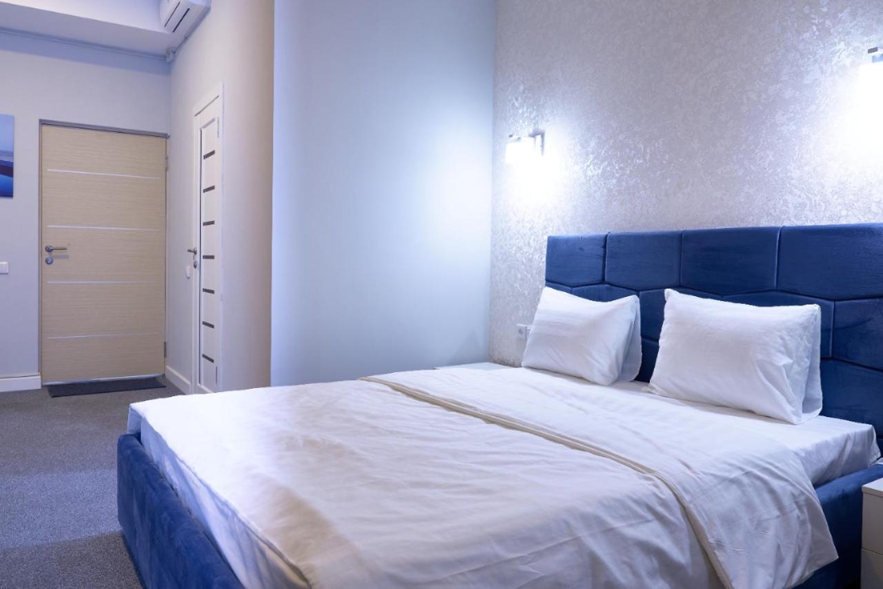Montana Hotel アルマトイ エクステリア 写真